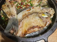 -聚鑫朋酸菜肥肠(文艺路口店)