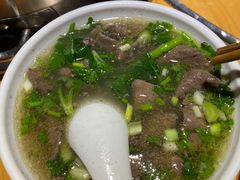 -大众跷脚牛肉馆·非遗传承单位(峨眉山店)