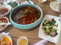 -美食村花园餐厅