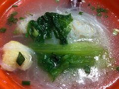 油豆腐粉丝汤-食惠里小笼包面馆(越秀店)