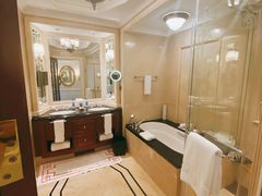 -广州富力丽思卡尔顿酒店