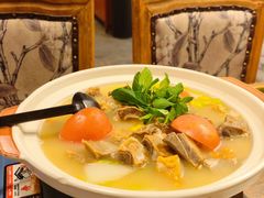 丽江腊排骨火锅-滇越乘象云南餐厅(豆各庄店)