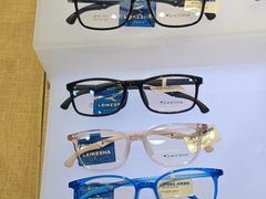 -利明眼镜(顺河路店)