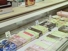 -好利来(东四店)