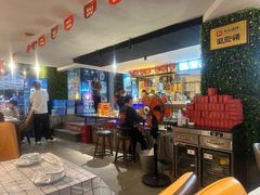 -顶峰夜宴·龙虾烧烤大排档(九江学院店)