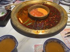 -哥老官重庆美蛙鱼头(日月光店)