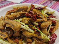 -香巴拉云南餐厅(华莱坞店)