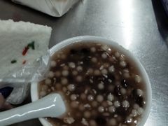 酒酿元宵-芳婆糕团店(王府大街店)
