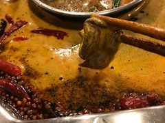 -邓莽子老火锅(中兴路总店)