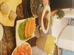 -云中捞高空旋转餐厅(商茂世纪广场店)