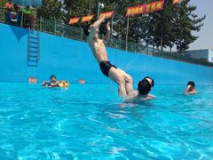 -欢乐水魔方水世界