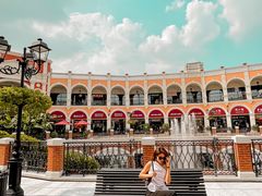 -佛罗伦萨小镇广佛名品奥特莱斯(疏港路店)