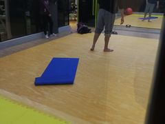 -Liking Fit24小时智能健身(金汇路韩国街店)