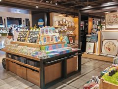 -猫的天空之城概念书店(苏州诚品店)