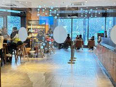 -星巴克臻选(莘庄仲盛店)