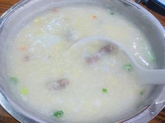 窝蛋牛肉粥-南记食粥坊·宵夜大排档(岭南分店)