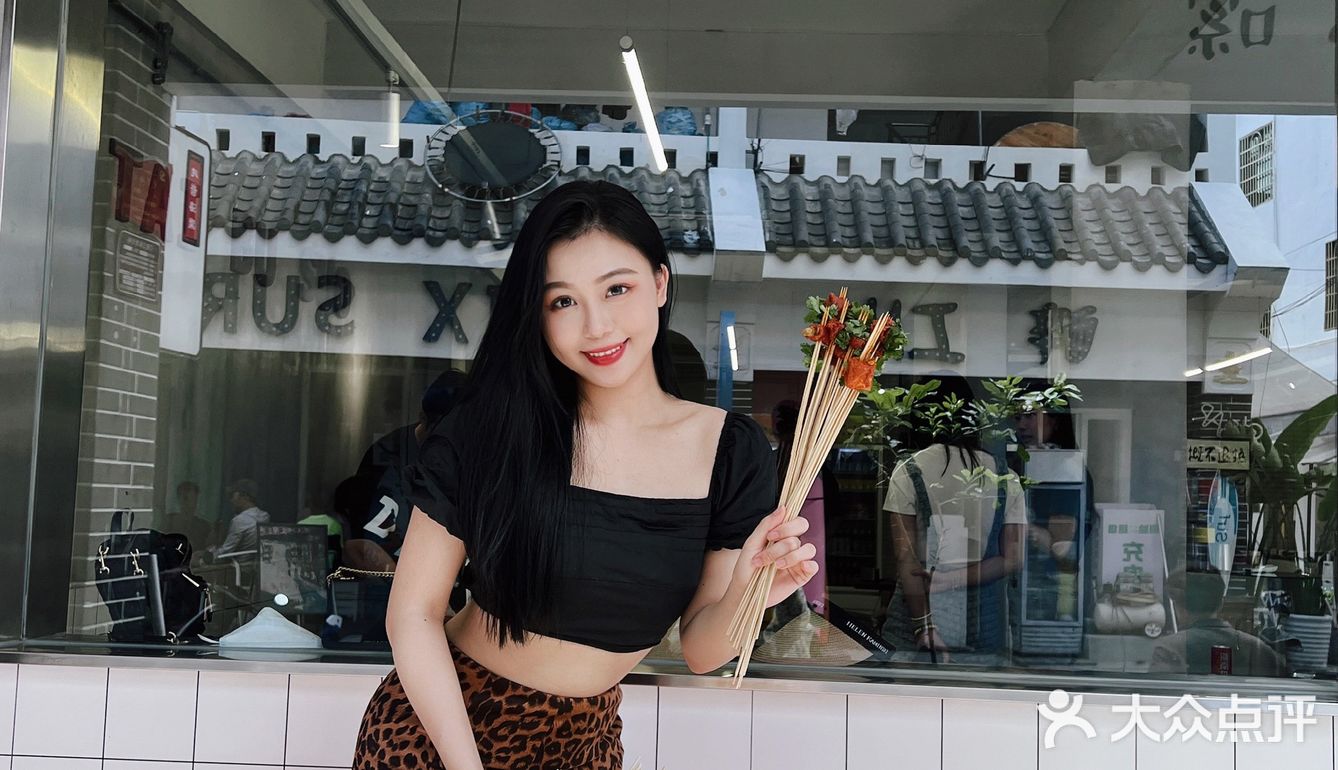 后海旅游美食篇丨后海村里的小曼谷吃串串~