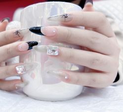 -丹曦·美甲美睫