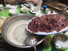 -华哥新鲜猪精品美食