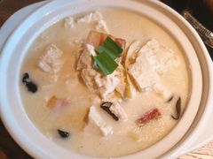 土家手掰柴火豆腐-吃饭皇帝大(合生汇店)