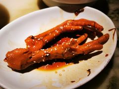 吮指鸡爪-绿茶餐厅