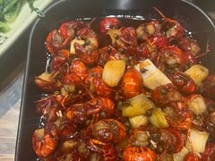 -巴厘龙虾·榜首油焖大虾(音乐学院·沿江酒馆店)