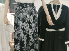 -首创奥特莱斯(北京店)