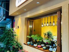 -溪岸路花鸟市场