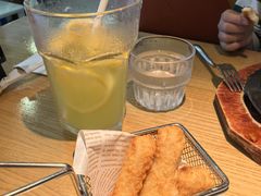 -菲滋意式休闲餐厅(北仑银泰城店)