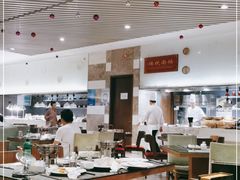 大堂-筠咖啡西餐厅(上海国展宝龙丽筠酒店)