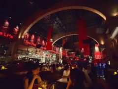 -FOUR PLAY BAR