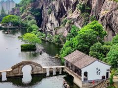 -绍兴东湖风景区
