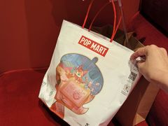 -泡泡玛特POPMART(蓝色港湾店)