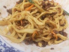 陈秘制酱拌面-陈八两面家(华孚写字楼店)