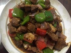 洋葱牛肉粒-帝皇楼