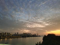 -南京眼步行桥