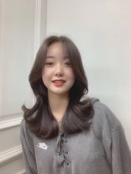 -东秀护肤造型