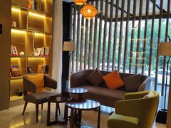 -杭州西湖湖滨银泰亚朵酒店