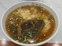 -老西白点心店