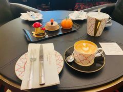 -Salon de The de Joel Robuchon(外滩18号店)