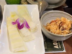 -喃喃椰·糟粕醋·椰子鸡火锅(七堡花园店)
