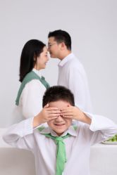 -艾文全家福亲子孕妇摄影馆(银基王朝店)