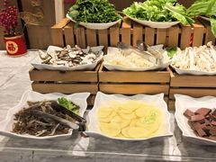 -飨食汇全日制餐厅·昆山皇冠假日酒店(九方店)