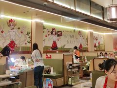 -海底捞火锅(珠影星光城夜宵主题店)