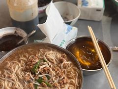 -正宗杨记普洱酸醋米线(总店)