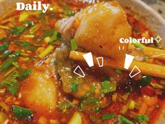 -肖肖酸萝卜鱼火锅(总店)