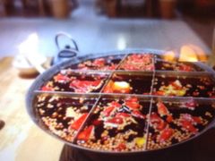 -白乐天毛肚火锅馆(解放碑店)
