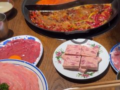 -萍姐火锅·公路夜市(武汉首店)