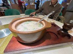 -山顶沙河粉-粤菜馆(凯旋店)