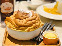 -港丽餐厅(高德置地店)